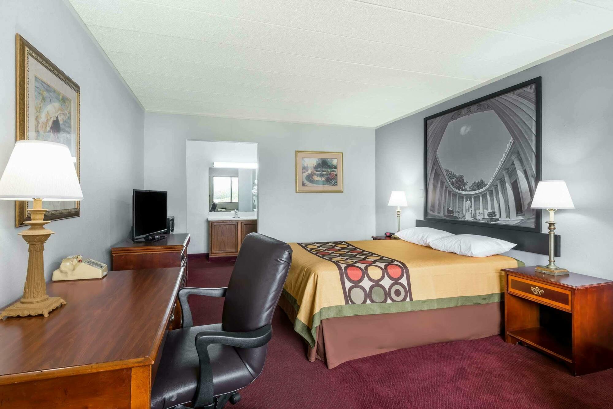 Sprucewood Inn Элирия Экстерьер фото